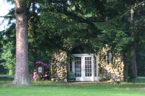 st francis xavier school grotto