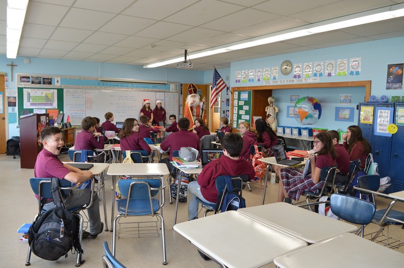 2022St Nick (52) Saint Francis Xavier Elementary School